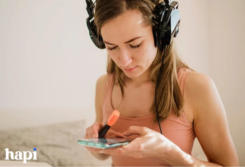 a girl typing on her phone